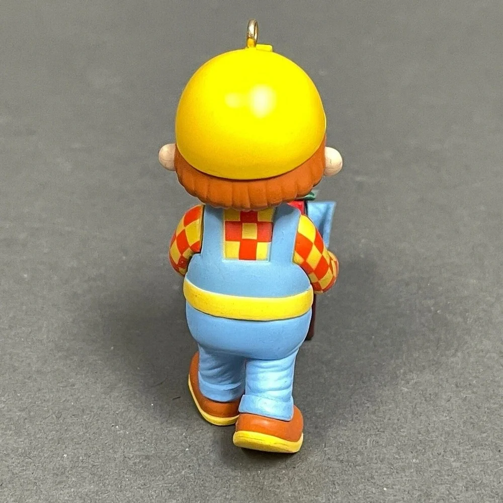 Bob the Builder 2007 Hit/K‎ Chapman Wheelbarrow Present Christmas Tree Ornament